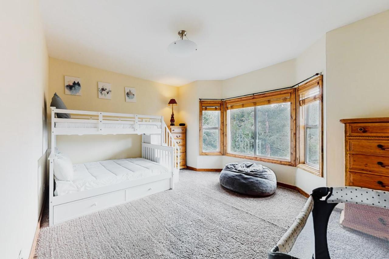 Deer Mountain Villa Lake Arrowhead Exterior photo